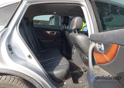 2010 Infiniti Fx35 z USA, uszkodzony, nr VIN JN8AS1MW1AM853721